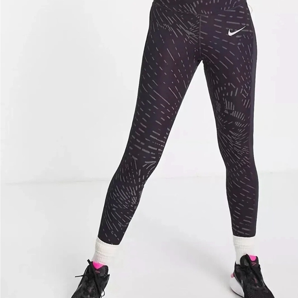 Nike Purple Dri-Fit Run Division Fast Running Legging NWT